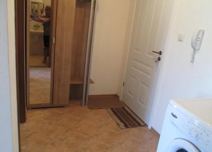 Apartment Md Alexander Services